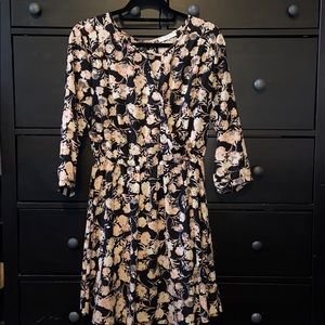 Lush mid-length dress